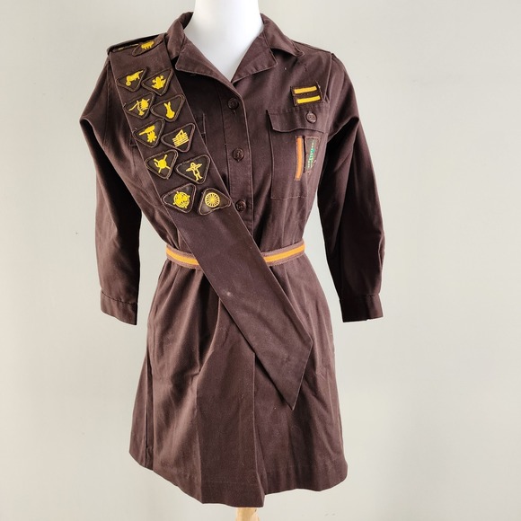 Girl Guides Other - Vintage 80s Girl Guides Canada Brownie Uniform Dress Sash 26 Badges Alfred Sung
